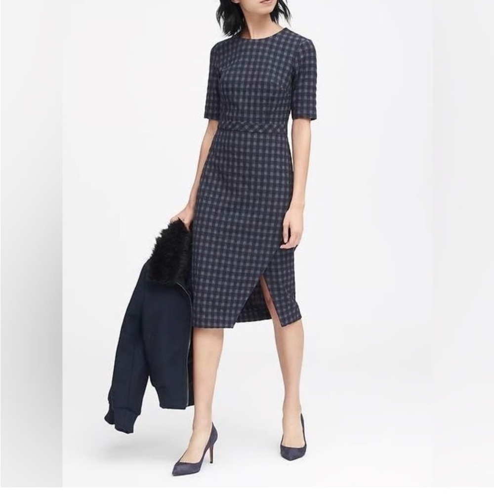 Banana Republic Navy Plaid Midi Sheath  Dress